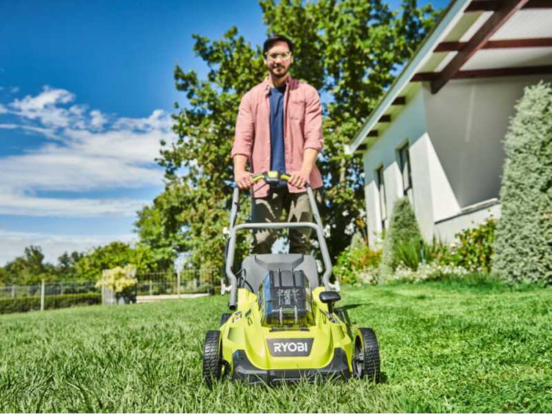 Ryobi RLM36X41H50PG - Tagliaerba a batteria - MAX POWER 36V/5Ah - Taglio 40 cm