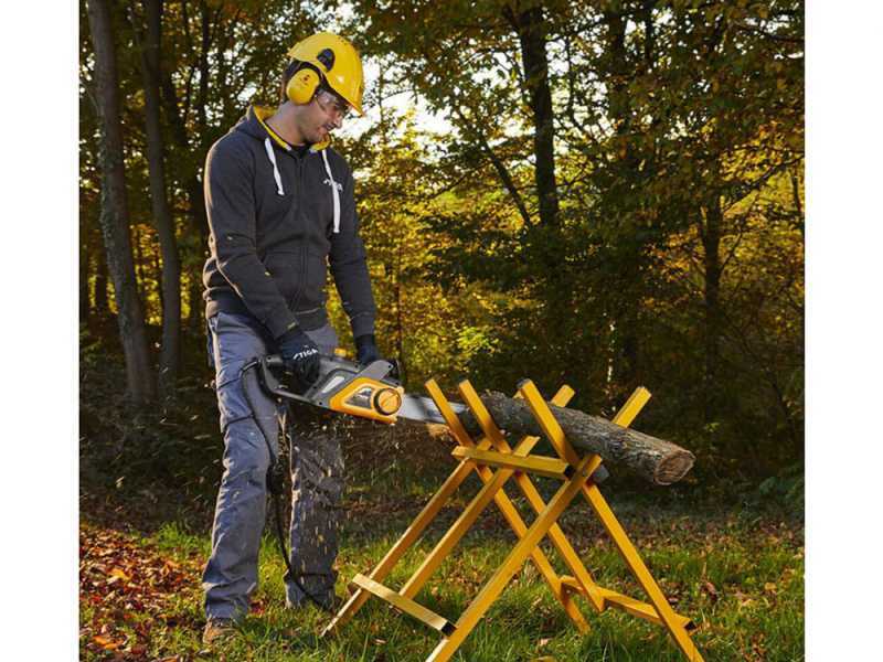 Stiga CS 122c - Elettrosega da 2200 W - Lama da 40cm