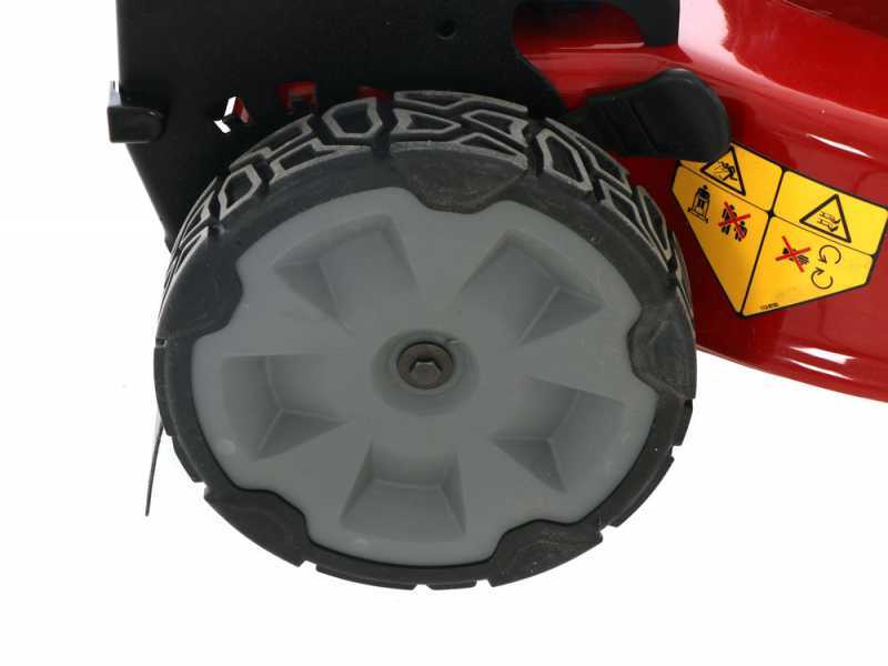 TORO Recycler TO-21774 - Tosaerba a scoppio 4x4 - Motore B&amp;S675 - Taglio 55 cm 