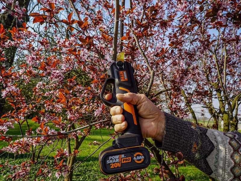 Worx Nitro WG330E 20V - Forbice elettrica da potatura - 20V/2Ah - Diametro di taglio 25mm