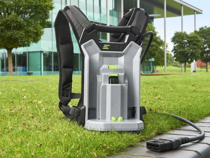 EGO PH1400E - Abbacchiatore, potatore 2 in 1 a batteria - 56V - Batteria da 7,5Ah