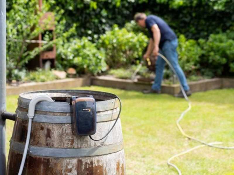Batavia 18V - Pompa sommersa per acque chiare - SENZA BATTERIA E CARICABATTERIA