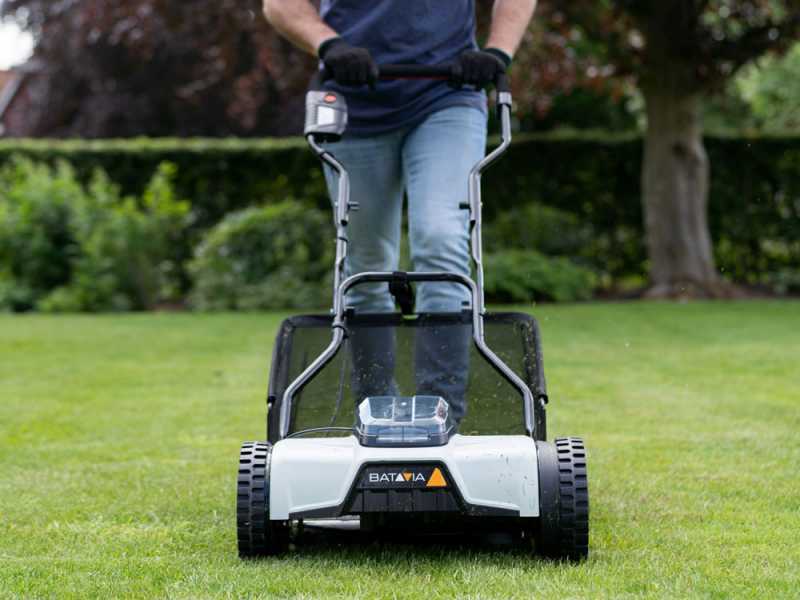 Batavia BT-CLM001 - Tagliaerba elicoidale a batteria - 18V - SENZA BATTERIA E CARICABATTERIA