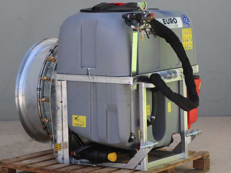 Atomizzatore portato Gray 300/70 con attacco a trattore per irrorazione - Capacit&agrave; 300 L - Pompa AR713