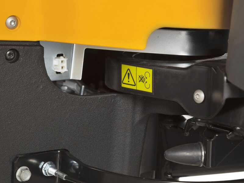 Stiga Park 300 M - Trattorino con taglio frontale con cambio idrostatico - Front Mower