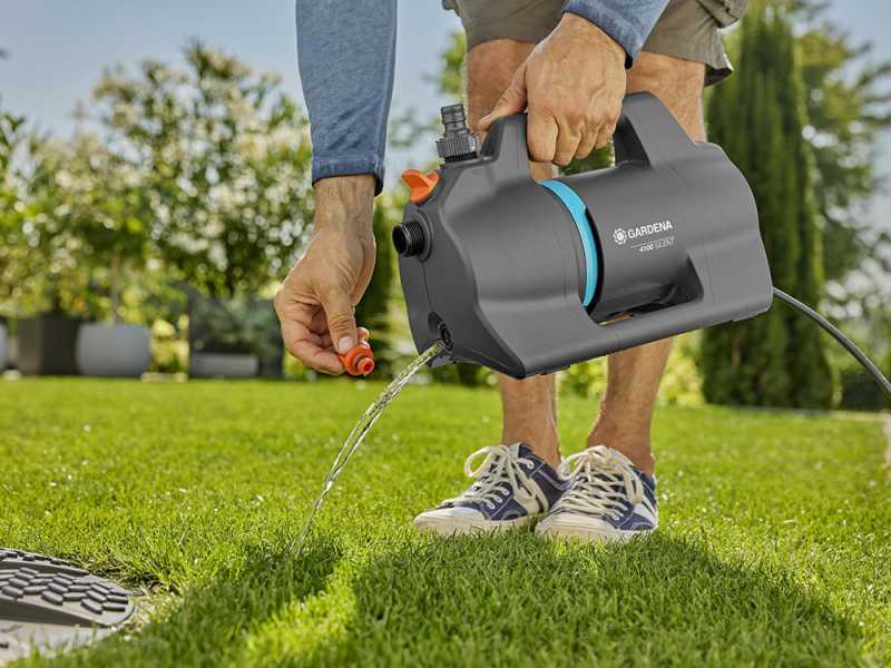 Gardena 4100 Silent - Pompa elettrica per irrigazione da giardino - motore 550 W