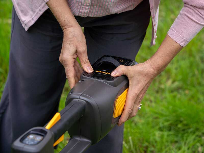 Stiga BC 700e - Decespugliatore a batteria - 48V 4Ah