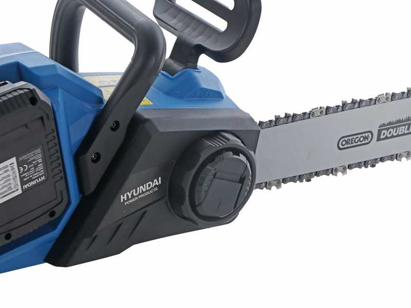 Hyundai LCGC777-3 - Elettrosega a batteria 2 x 20V 4Ah - Lama da 35cm