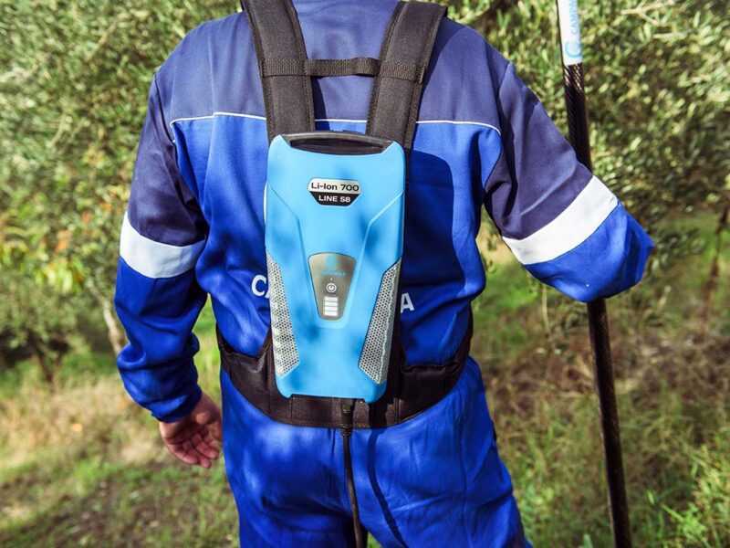 Campagnola Icarus V1 58 - Asta in carbonio da 185-270 cm  - Abbacchiatore elettrico- Batteria a zaino inclusa