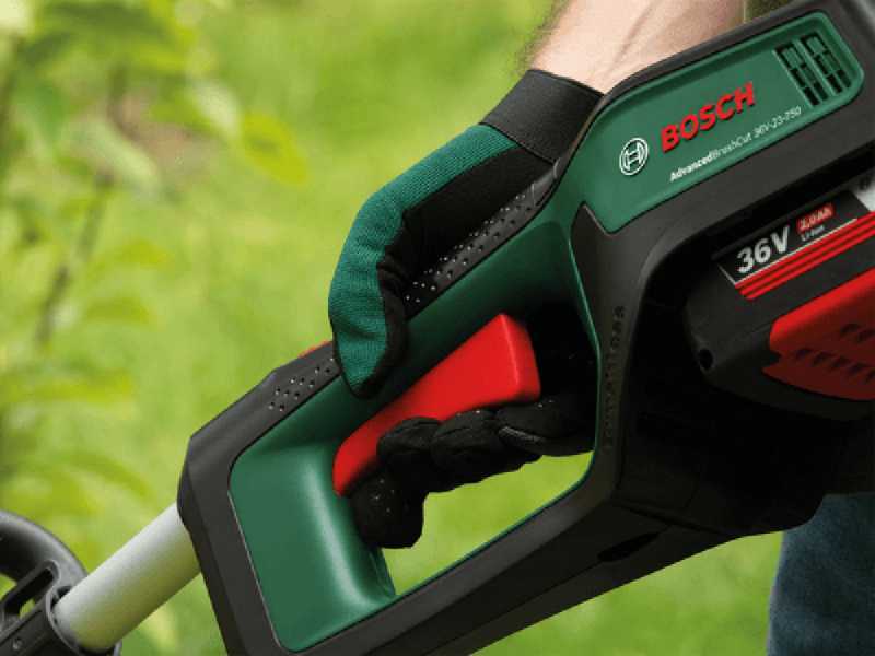 Bosch Advanced BrushCut 36V 23-750 - Decespugliatore a batteria - 36V 2Ah