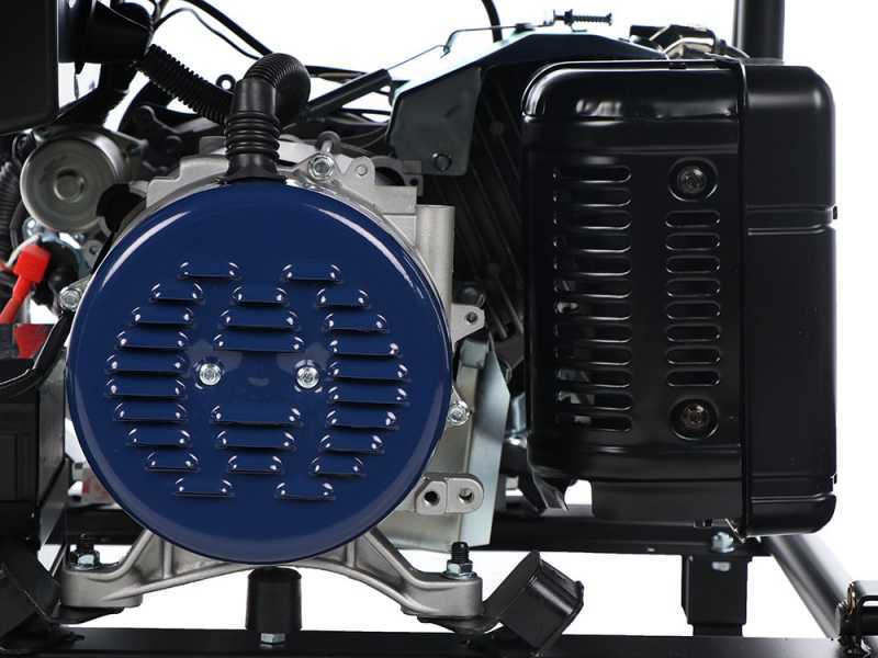 BullMach AMBRA 13800 E-3 - Generatore di corrente carrellato a benzina con AVR 10 kW -  Continua 9 kW Trifase