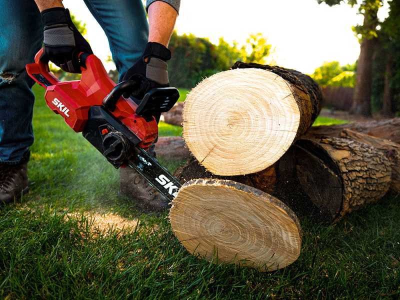 Skil 0581 CA - Elettrosega a batteria - lama da 35 cm - SENZA BATTERIA E CARICABATTERIE