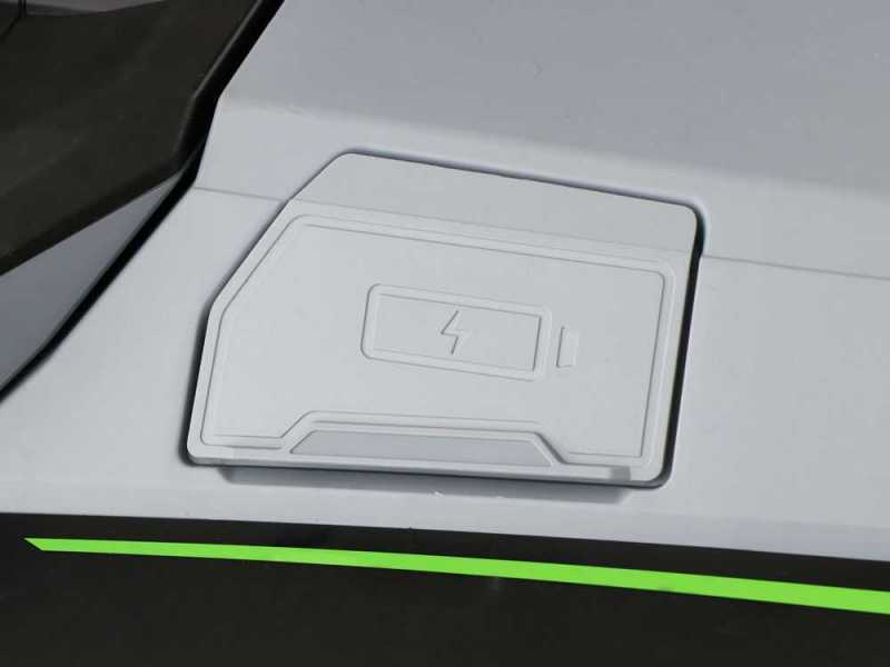 EGO TR4201 E - Trattorino tagliaerba a batteria - 56V/40Ah