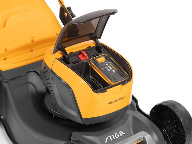 Stiga Collector 48 S AE Kit - Tagliaerba semovente a batteria - 48V/5Ah - Taglio 46 cm