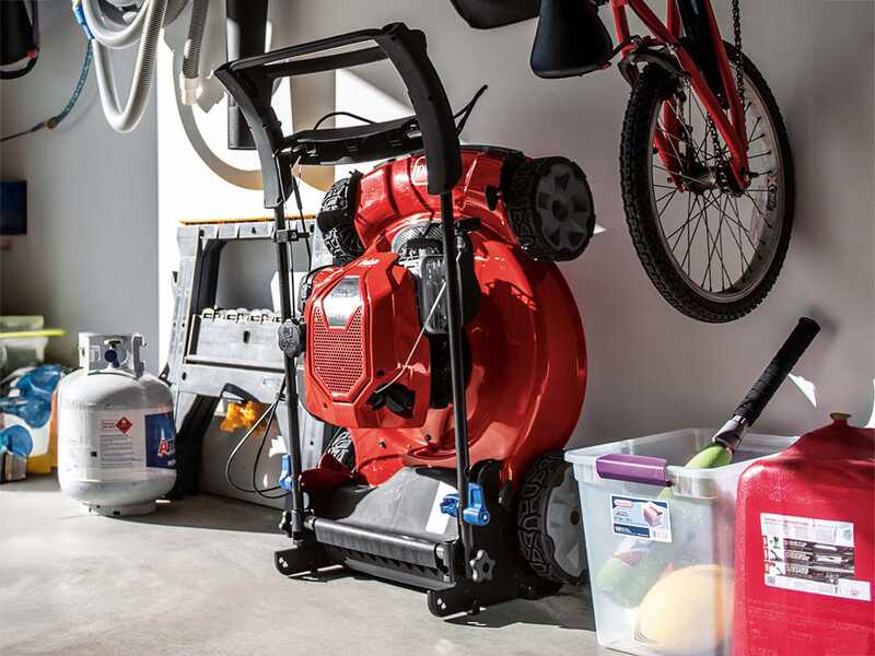 TORO Recycler S55AST - Tagliaerba a scoppio - Motore B&amp;S675 EXI - Taglio da 55 cm