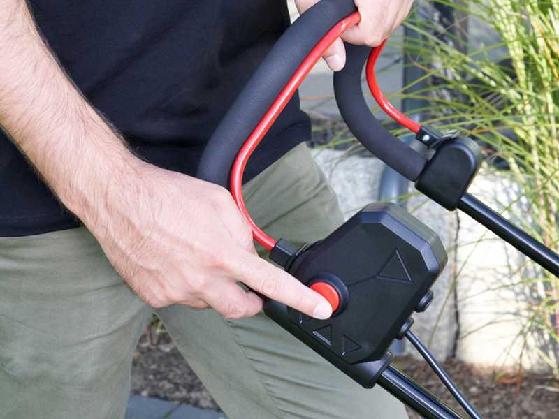 AL-KO 3.82 Li Easy - Tagliaerba a batteria - Taglio 38 cm - 2x 18V/4,0Ah