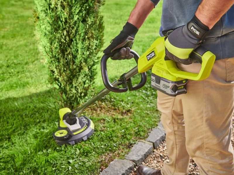Ryobi RY18LT33A-0 - Tagliabordi a batteria - 18V - 4 Ah