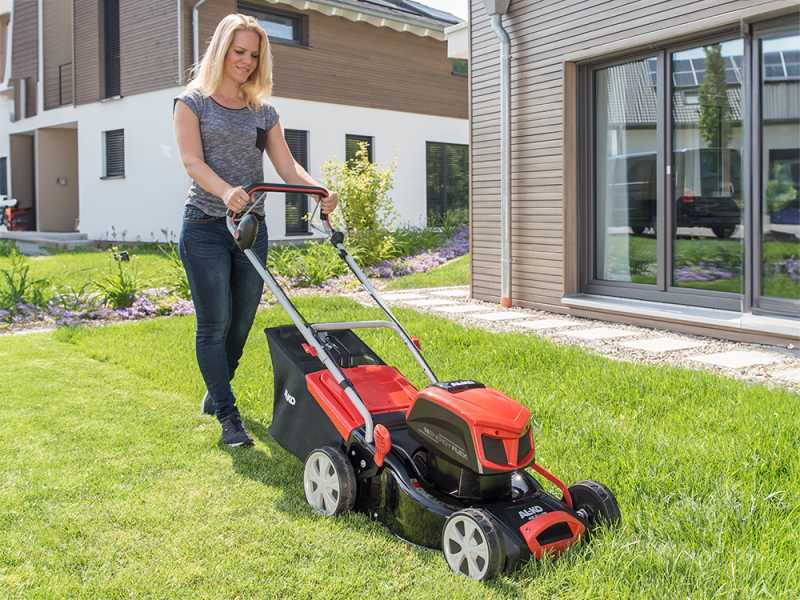 AL-KO Energy Flex 42.9 Li SP - Tagliaerba semovente a batteria - Taglio 42 cm - 36V/4,0Ah