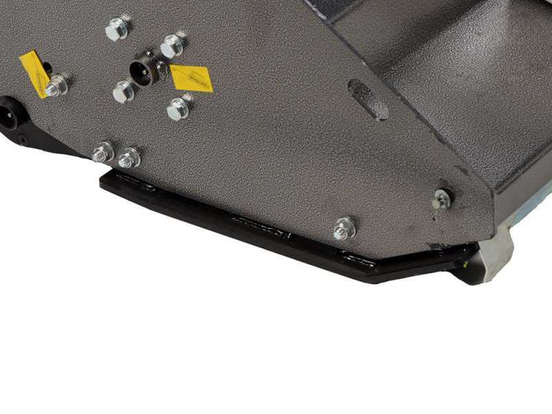 BlackStone RMOH 175 - Trinciaerba per trattore - Serie Media - Spostamento idraulico
