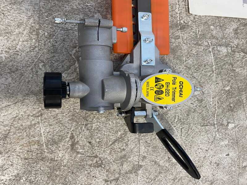 OUTLET - DA ESPOSIZIONE - Kit tagliasiepi per decespugliatori con motori Kawasaki e Honda con asta &Oslash; 27 mm - ASTA NON INCLUSA - solo per BlueBird