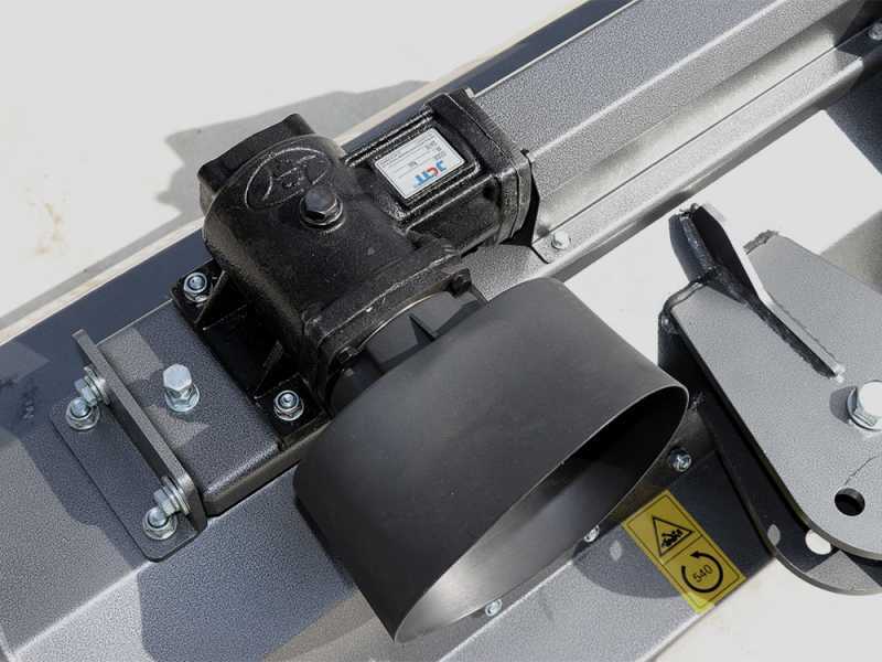 BlackStone BL 140 MSS - Trinciaerba per trattore - Serie leggera - Spostamento manuale