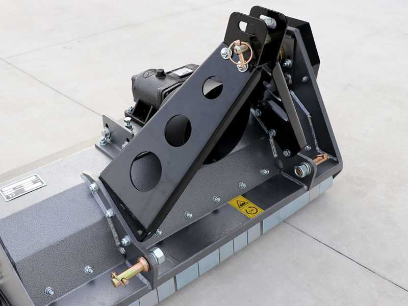 BlackStone BL 80 - Trinciaerba per trattore - Serie leggera