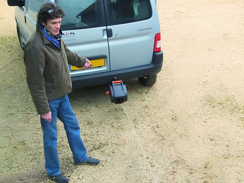 Ribimex PE12V - Verricello elettrico a batteria 12V - Con telecomando