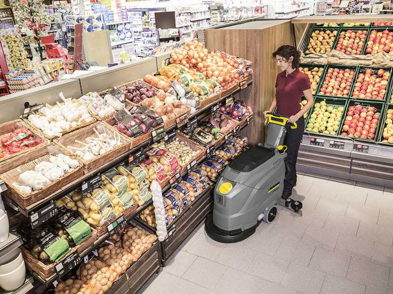 Karcher Pro BD 43/25 C Classic Bp Pack 80Ah Li - Lavapavimenti a batteria - 3 in 1: lava, asciuga e aspira