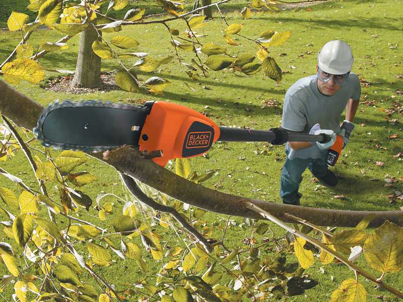 Black &amp; Decker GPC1820LB-QW - Potatore a batteria su asta - SENZA BATTERIE E CARICABATTERIE