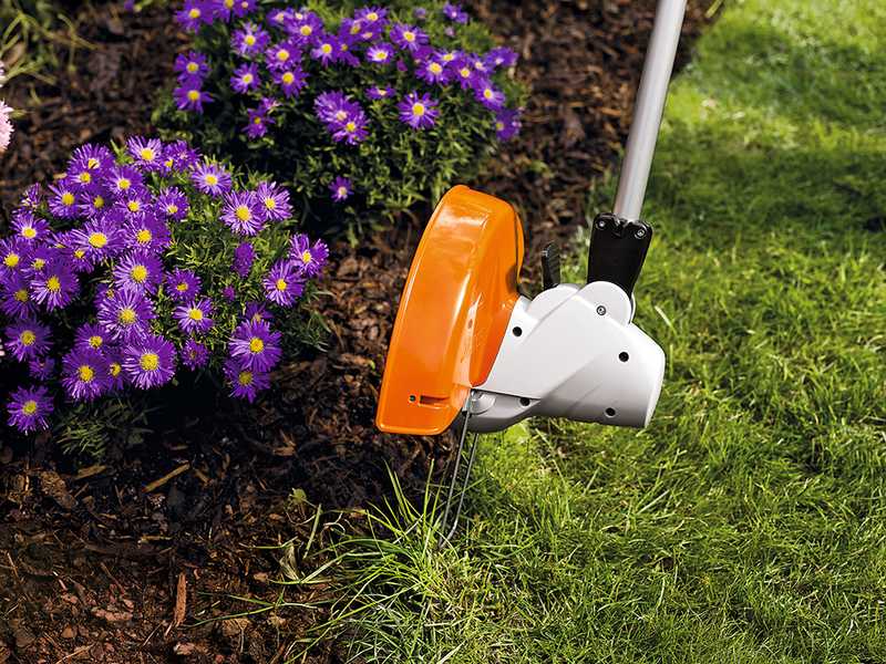 STIHL FSE 52 - Tagliabordi elettrico - 500 W