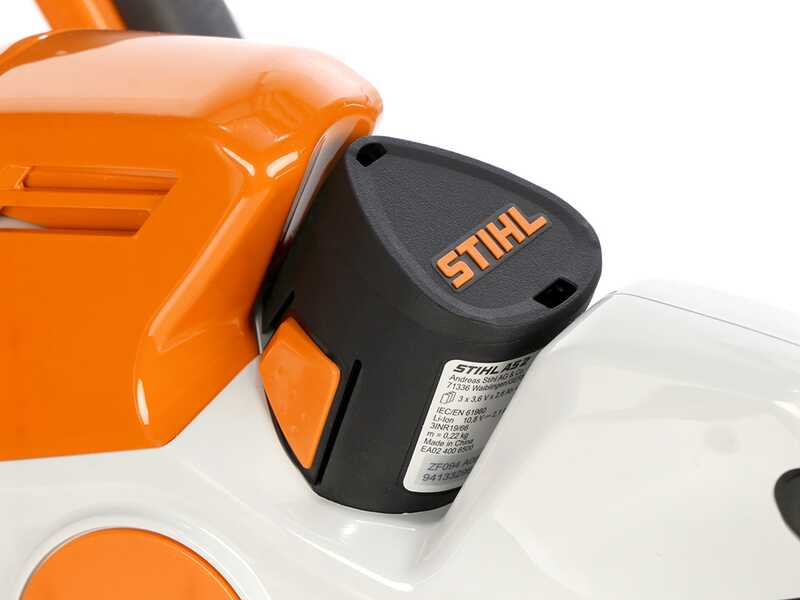 STIHL HSA 40 - Tagliasiepi con 2 batterie AS - 10.8V 2.6Ah - Lama da 50 cm