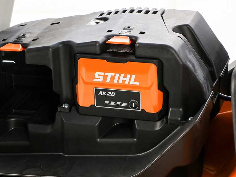 STIHL RMA 243 - Tagliaerba con batteria AK 20 - 36V 4Ah - Taglio 41 cm