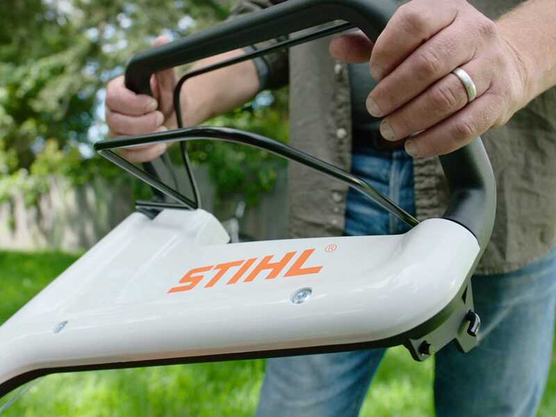 STIHL RMA 243 - Tagliaerba con batteria AK 20 - 36V 4Ah - Taglio 41 cm