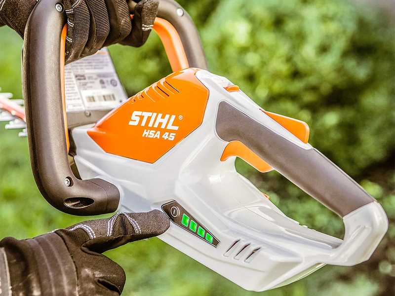 STIHL HSA 45 - Tagliasiepi a batteria integrata - 18V - Lama da 50 cm
