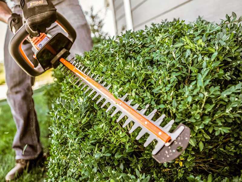 STIHL HSA 45 - Tagliasiepi a batteria integrata - 18V - Lama da 50 cm