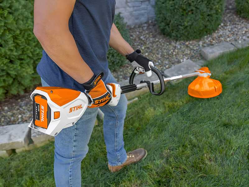STIHL FSA 60 R - Decespugliatore a batteria - 36V/4Ah