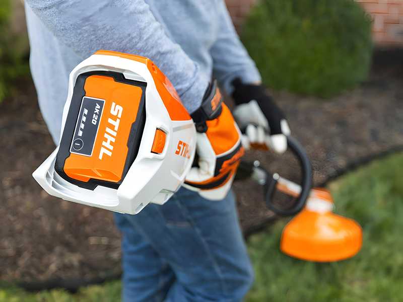 STIHL FSA 60 R - Decespugliatore a batteria - 36V/4Ah