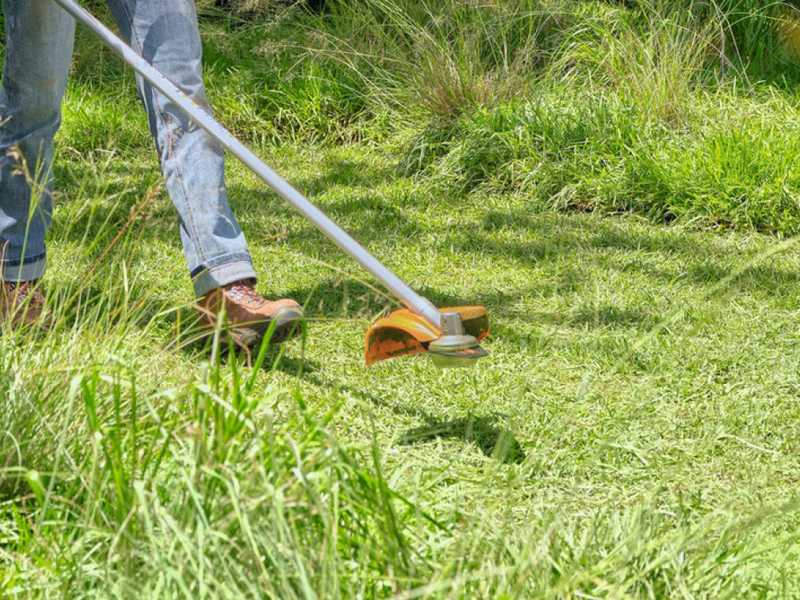 STIHL FSA 80 - Decespugliatore con batteria AK 30 S - 36V 5Ah