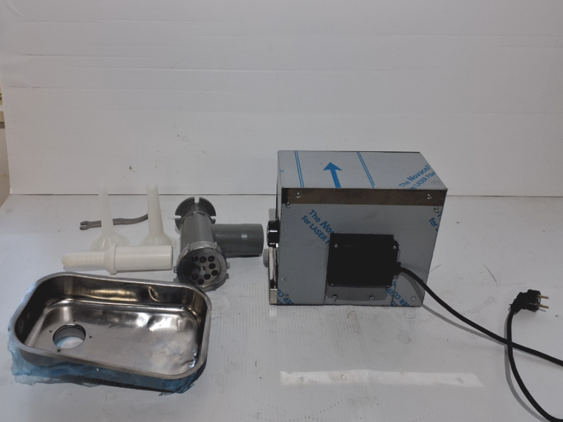 OUTLET - DIFETTI ESTETICI - Tritacarne elettrico AE-SM 22 ad inverter - 800 W