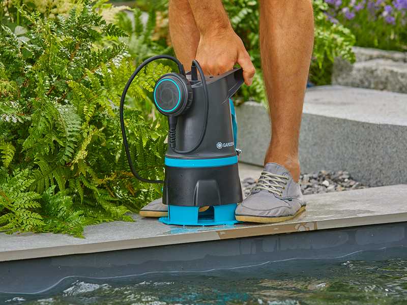 Gardena 20000 BASIC - Pompa sommersa elettrica 2 in 1 per acque chiare e sporche - Galleggiante integrato