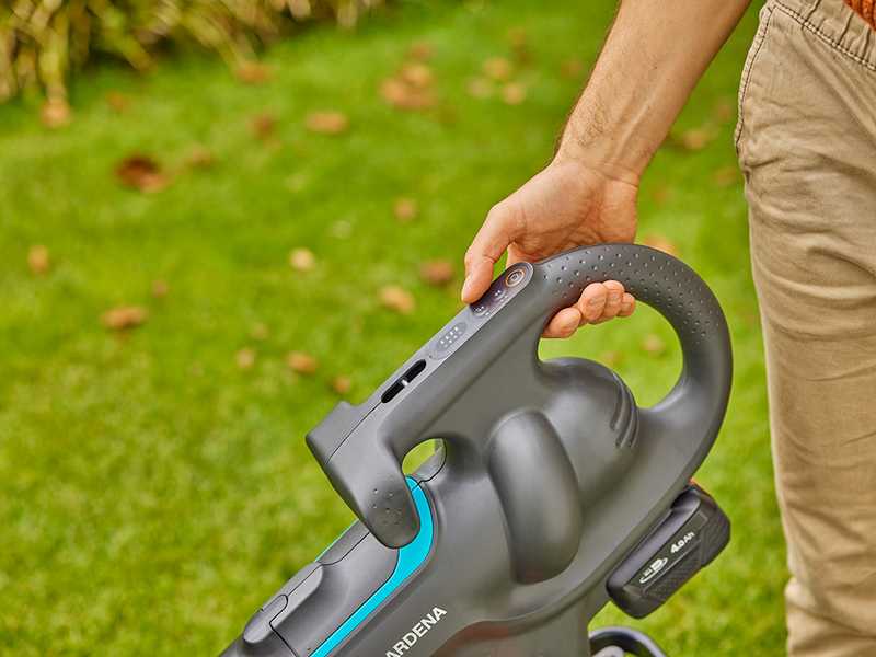 Gardena PowerJet Collect 18 P4A - Soffiatore Aspiratore a batteria - 18V 4Ah