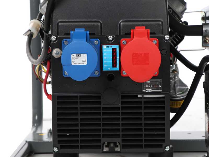 Energy EY-16TBE AVR - Generatore di corrente a benzina con AVR 11,2 kW - Continua 10Trifase