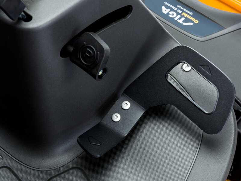 Stiga Park 300 RC - Trattorino con taglio frontale con cambio idrostatico - Front Mower