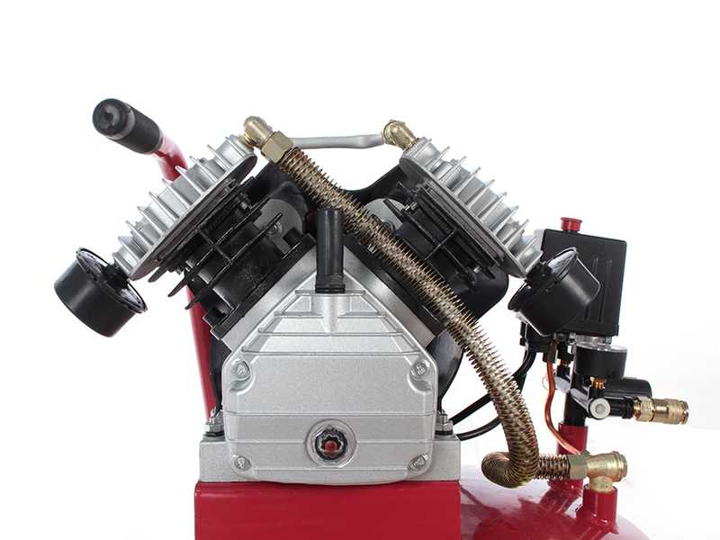 OUTLET - DIFETTI ESTETICI - GeoTech AC50V-10-30VC - Compressore aria elettrico carrellato verticale - Motore 3 HP - 50 lt aria compressa
