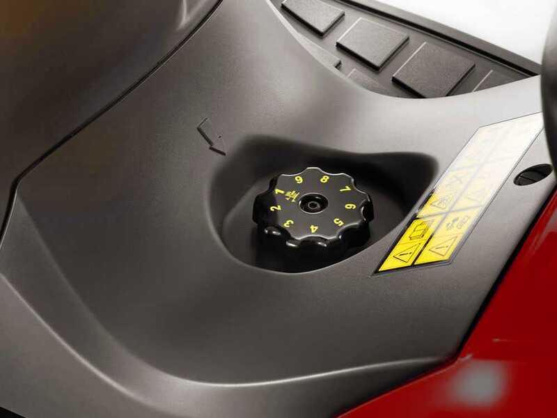 Castelgarden XHT 240 4WD - Trattorino tagliaerba con cesto di raccolta - cambio idrostatico