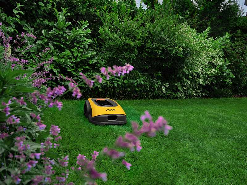 Stiga A 300 - Robot rasaerba - con batteria E-Power da 2 Ah