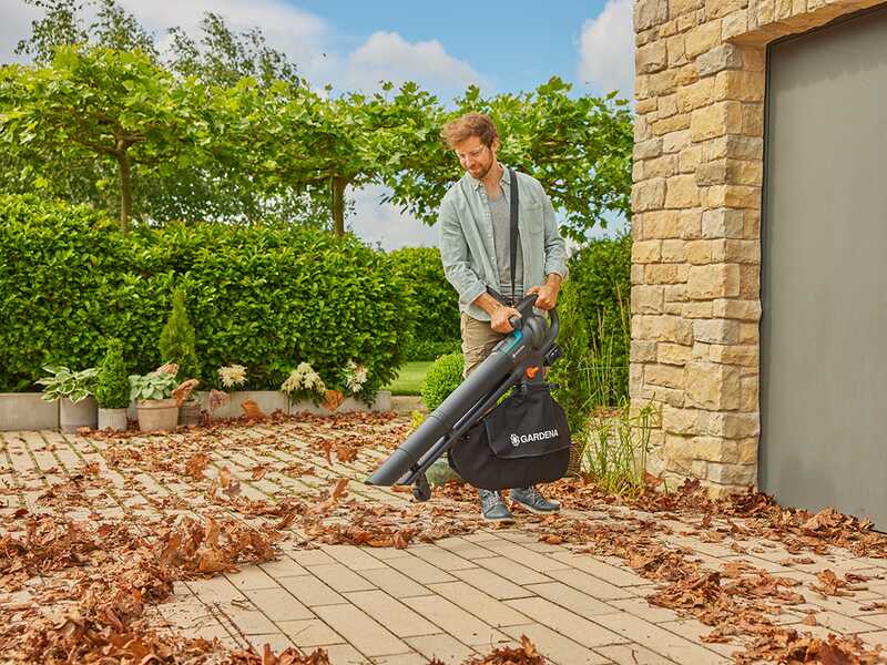 Gardena PowerJet Collect 18 P4A - Soffiatore Aspiratore a batteria - SENZA BATTERIE E CARICABATTERIE