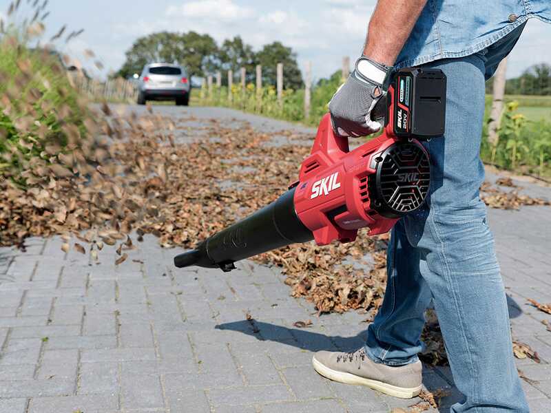 Skil 0331 CA - Soffiatore a batteria - SENZA BATTERIA E CARICABATTERIA