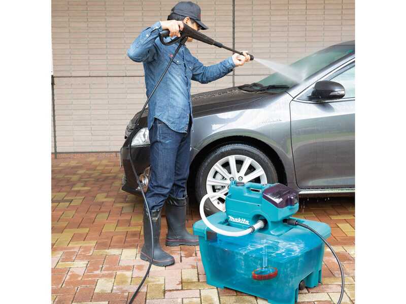 OUTLET - PICCOLI DIFETTI ESTETICI - Makita DHW080ZK - Idropulitrice a batteria con vasca - 2x 18V 5Ah