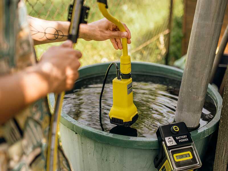 Karcher BP 2.000-18 Barrel - Pompa sommersa per acque chiare - 18V - 2,5 Ah